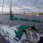 Warten vor der ersten Brücke